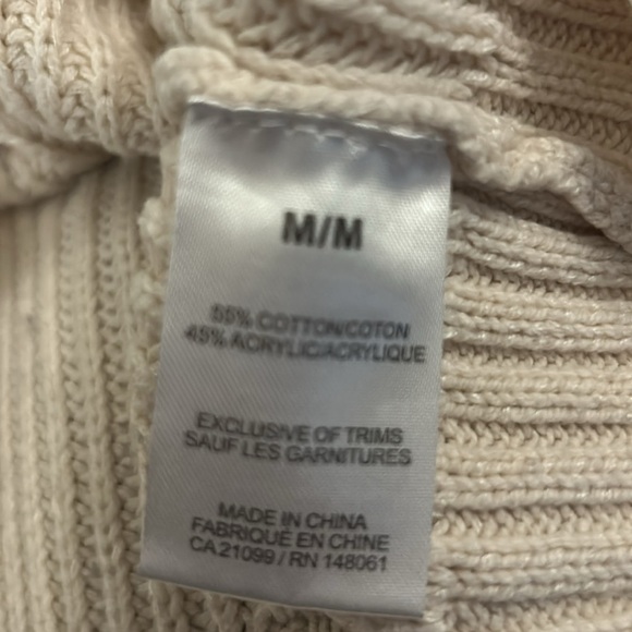 Off White Cropped Sweater, Sz M - Picture 5 of 5